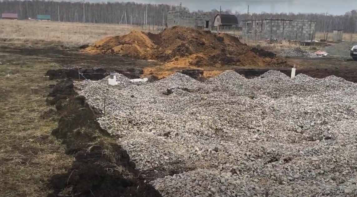 Установка опалубки для заливки бетонной смеси — фото 2