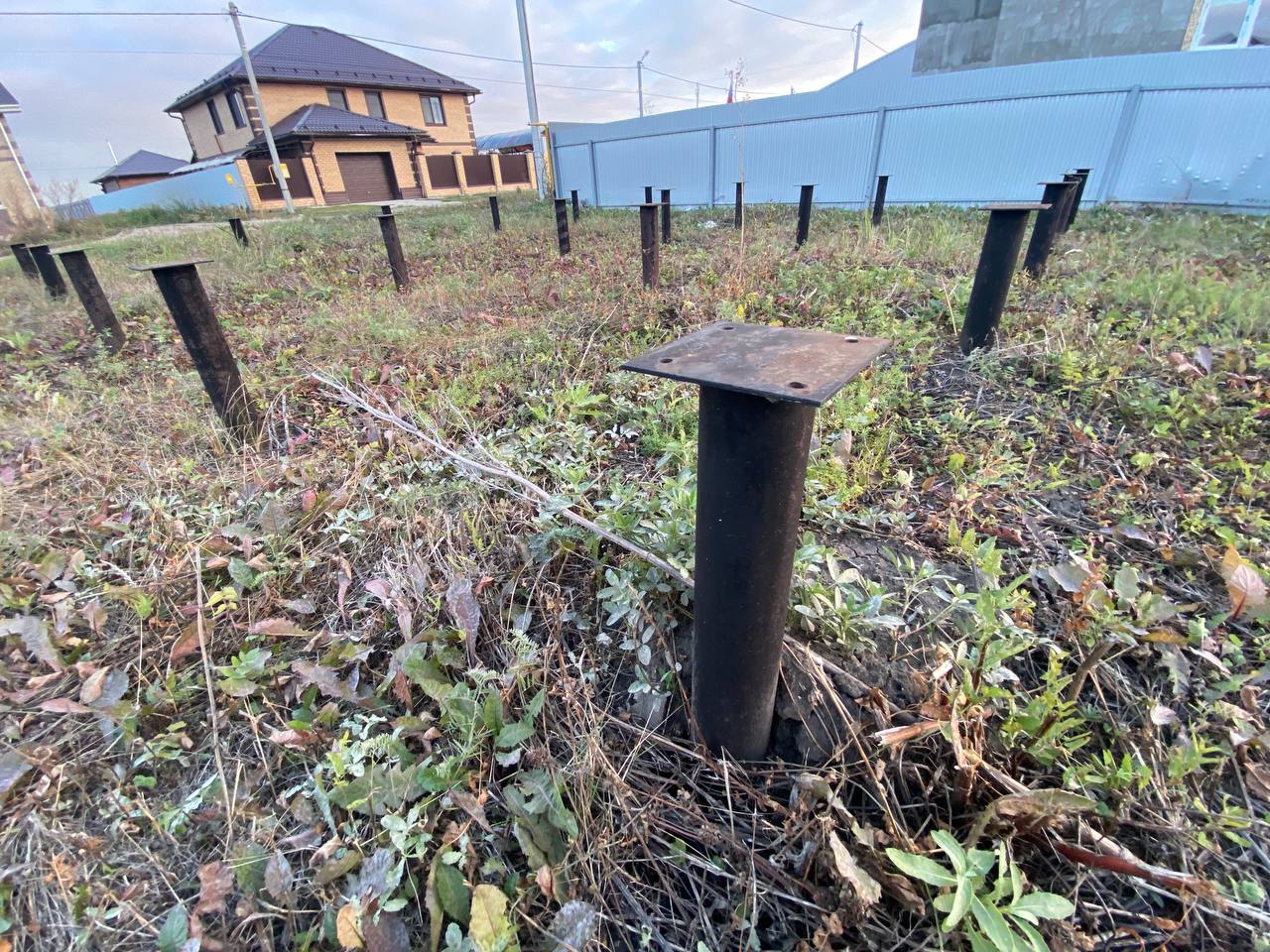 Установка свайного фундамента под каркасный загородный дом — фото 2